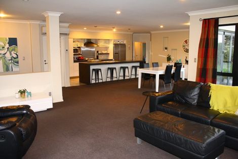 Photo of property in 17 Cairnbrae Drive, Prebbleton, 7604