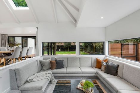 Photo of property in 9 Ringwood Place, Avonhead, Christchurch, 8042