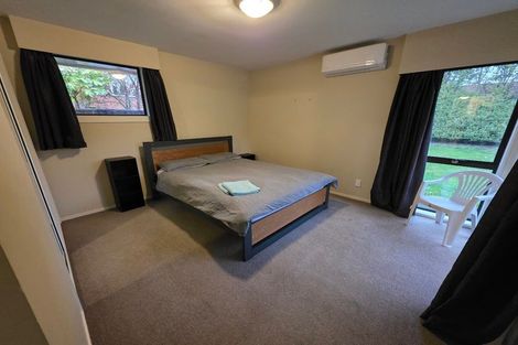 Photo of property in 15 Highland Place, Avonhead, Christchurch, 8042