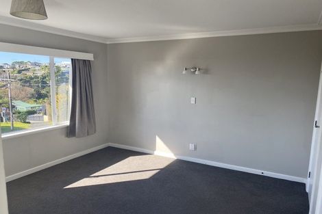 Photo of property in 12 Lawry Street, Moturoa, New Plymouth, 4310