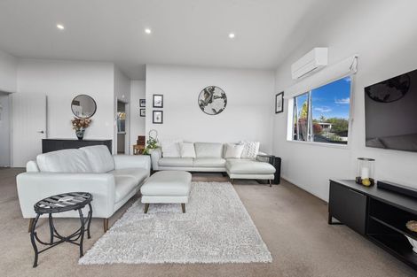 Photo of property in 1/9 Watea Road, Torbay, Auckland, 0630