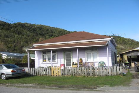 Photo of property in 3 Cardwell Street, Cobden, Greymouth, 7802