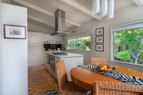 Photo of property in 26 Alberta Street, Acacia Bay, Taupo, 3330