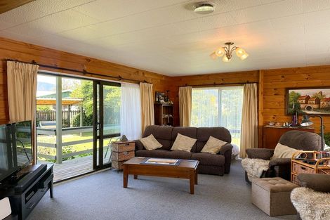 Photo of property in 64 Abel Tasman Drive, Takaka, 7110