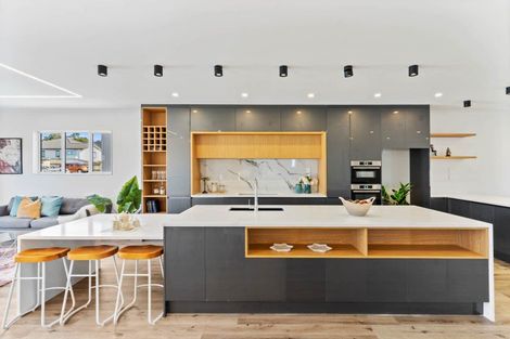 Photo of property in 35 Pacific Heights Road, Orewa, 0931