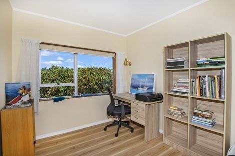 Photo of property in 44 King Street, Hikurangi, 0114