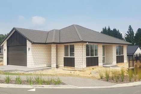 Photo of property in 1 Traverse Lane, Omokoroa, 3114