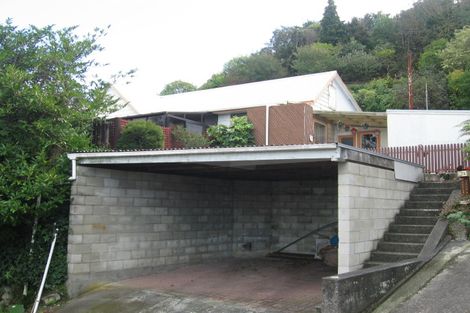 Photo of property in 1 Havelock Terrace, Hospital Hill, Napier, 4110