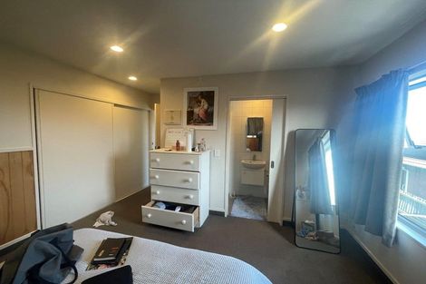 Photo of property in 27c Newnham Terrace, Upper Riccarton, Christchurch, 8041