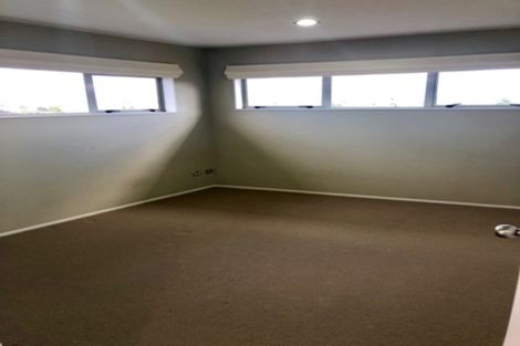 Photo of property in 25a William Souter Street, Forrest Hill, Auckland, 0620