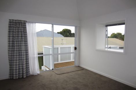 Photo of property in 2/511 Durham Street North, St Albans, Christchurch, 8014