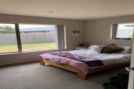 Photo of property in 61 Awatea Street, Ranui, Porirua, 5024