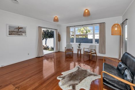 Photo of property in 3/96 Mill Road, Kensington, Whangarei, 0112