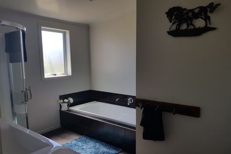 Photo of property in 114a Glengarry Road, Dannevirke, 4978