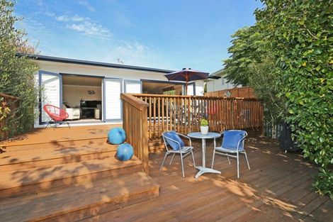 Photo of property in 115 Te Mata Road, Havelock North, 4130