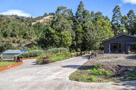 Photo of property in 814 Mikimiki Road, Mikimiki, Masterton, 5881