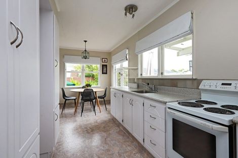 Photo of property in 32 Plunket Street, Tamatea, Napier, 4112