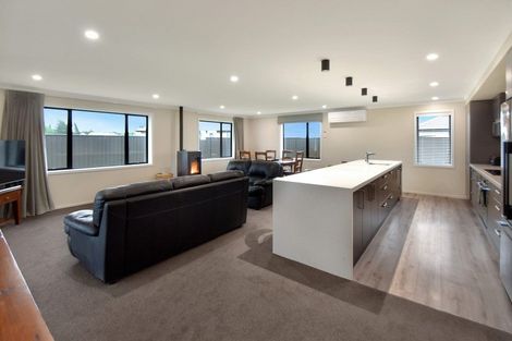 Photo of property in 8 Birch Hill Drive, Twizel, 7901