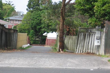 Photo of property in 1/43 Sabulite Road, Kelston, Auckland, 0602
