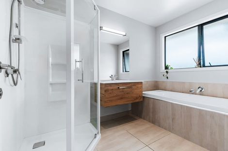 Photo of property in 37 Marabou Crescent, Nukuhau, Taupo, 3330