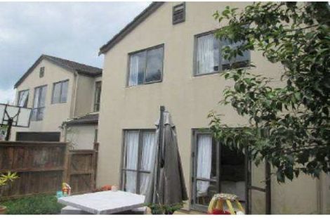 Photo of property in 2/26a Dallinghoe Crescent, Milford, Auckland, 0620