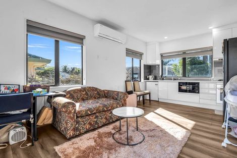 Photo of property in 43b Springs Road, Parakai, 0830