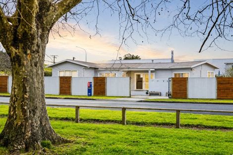 Photo of property in 2 Worsley Street, Tamarau, Gisborne, 4010