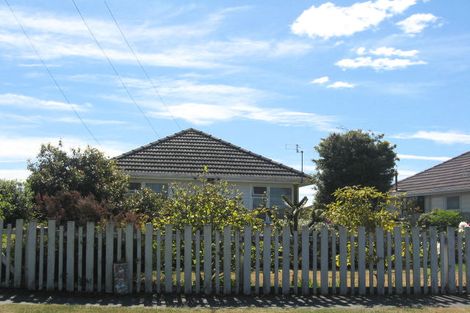 Photo of property in 24 Vivian Street, Burwood, Christchurch, 8083