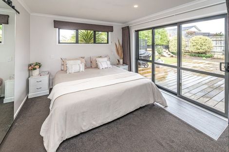 Photo of property in 13 Magnolia Crescent, Tawhero, Whanganui, 4501