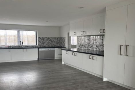 Photo of property in 18 Otohikawa Avenue, Glenbrook, 2681