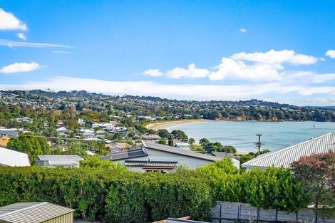 Photo of property in 1006 Whangaparaoa Road, Tindalls Beach, Whangaparaoa, 0930