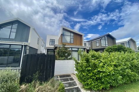 Photo of property in 71 Battalion Drive, Papakura, 2110