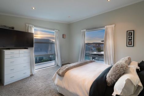 Photo of property in 23 Woodhaven Place, Parklands, Christchurch, 8083