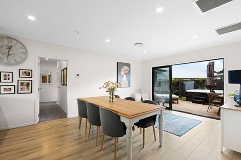 Photo of property in 15 Kereruu Street, Cambridge, 3434