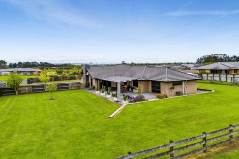 Photo of property in 34 Mercade Close, Stratford, 4332