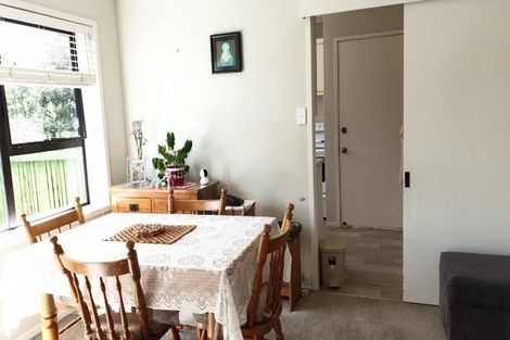 Photo of property in 1/123 Chivalry Road, Glenfield, Auckland, 0629