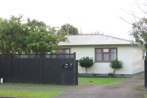 Photo of property in 32 Waterloo Crescent, Hokowhitu, Palmerston North, 4410