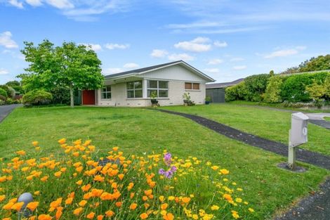 Photo of property in 5 Woodstock Crescent, Leamington, Cambridge, 3432