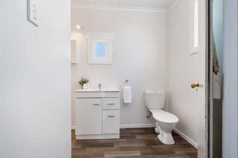 Photo of property in 44 Fitzroy Road, Fitzroy, New Plymouth, 4312