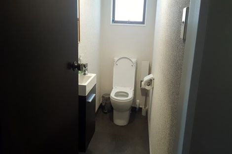 Photo of property in 10 Kilsyth Street, Karori, Wellington, 6012