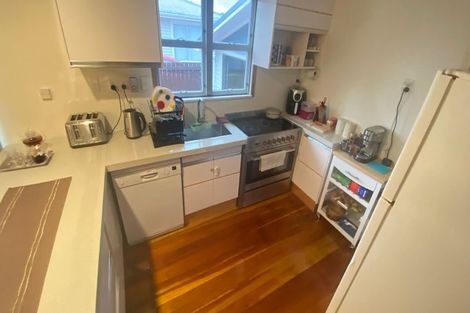 Photo of property in 211 Omata Road, Spotswood, New Plymouth, 4310