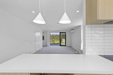 Photo of property in 34 Turtleback Avenue, Whitby, 5024