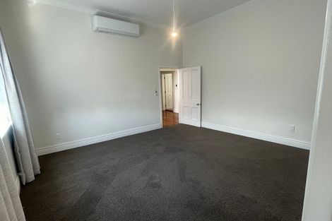 Photo of property in 158 Russell Terrace, Berhampore, Wellington, 6023