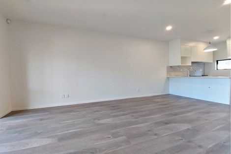 Photo of property in 26 Morihana Close, Glen Eden, 0602