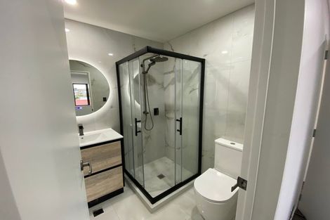 Photo of property in 2/72 Howe Street, Howick, Auckland, 2014