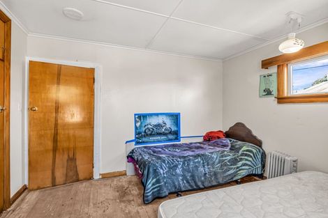 Photo of property in 4 Suther Street, Waverley, 4510