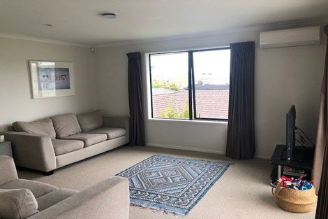 Photo of property in 6 Travis View Drive, Fairview Heights, Auckland, 0632