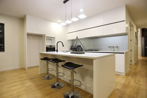 Photo of property in 32 Bine Crescent, Orewa, 0931