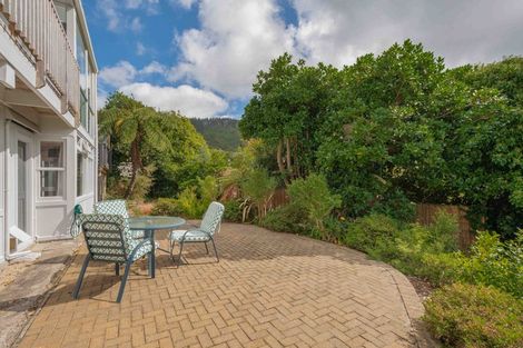 Photo of property in 1a Woodstock Terrace, Tawa, Wellington, 5028