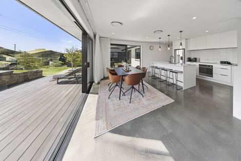 Photo of property in 247 Huatoki Street, Upper Vogeltown, New Plymouth, 4310